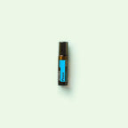 Roll-On Peace Touch doTERRA 10ml — fundo verde hortelã minimalista, mistura reconfortante óleo essencial CPTG