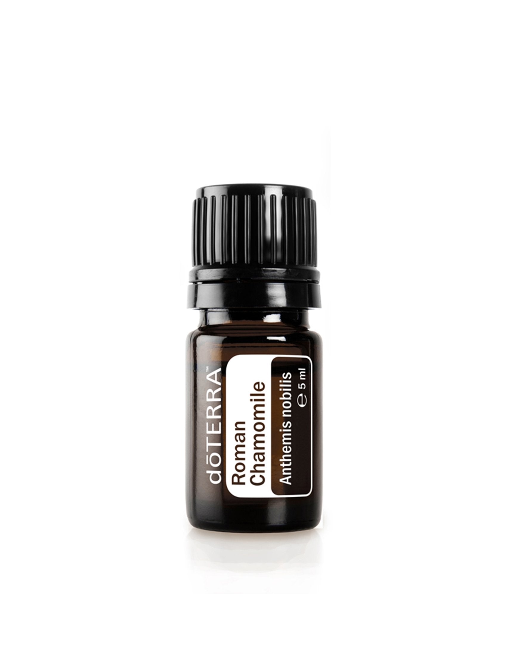 Frasco de Camomila romana da doTERRA em fundo branco